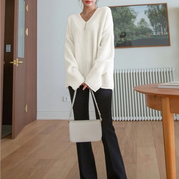 Ribbed knit drop shoulder sweater - Picture 4 of 7